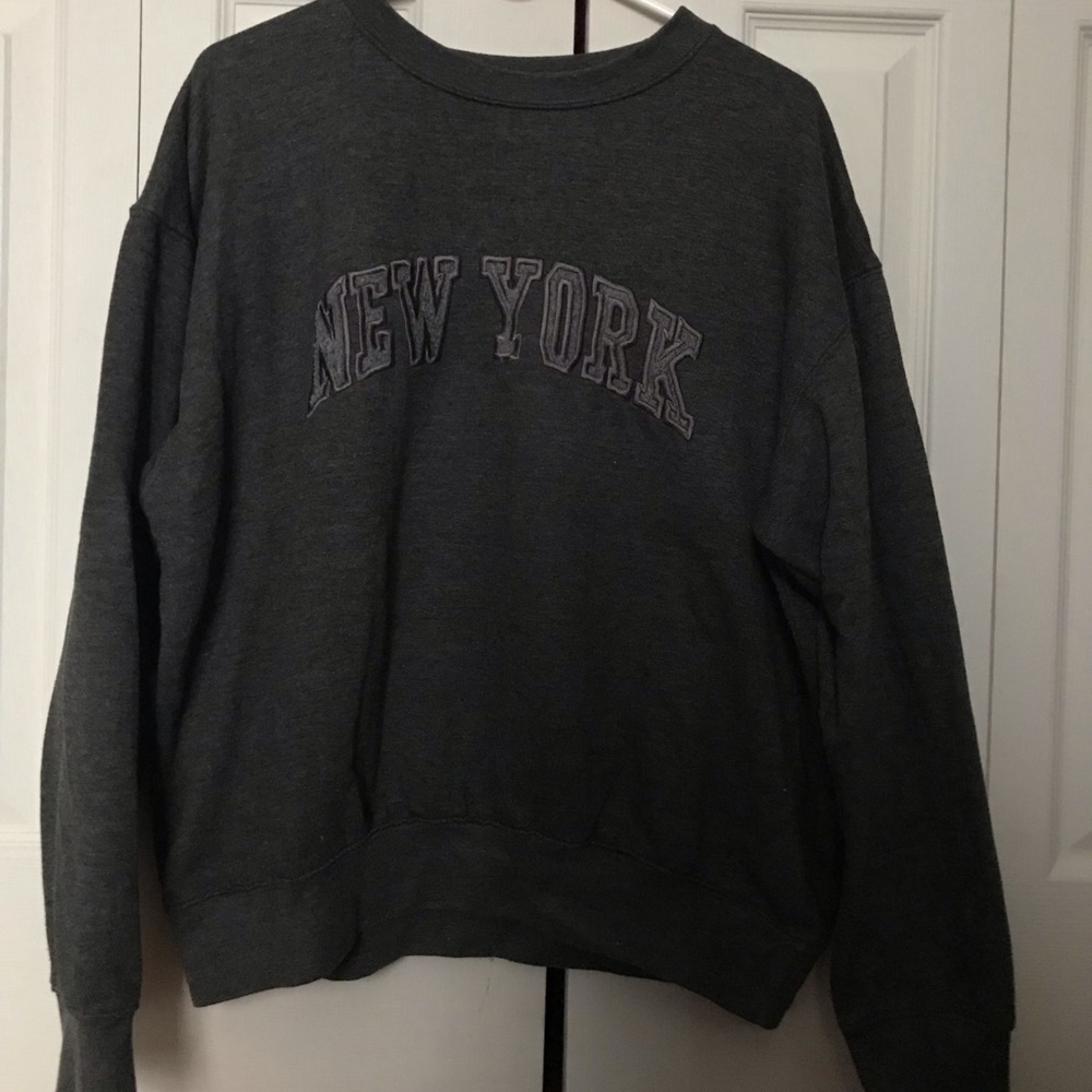 ‘new york’ crew neck sweater